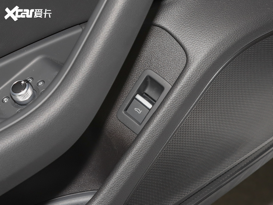 2022WA4L 40 TFSI AӸ