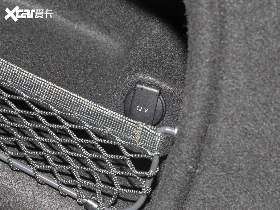 2022WA4L 40 TFSI AӸ