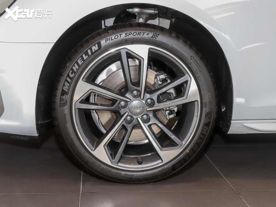 2022WA4L 40 TFSI rЄӸ