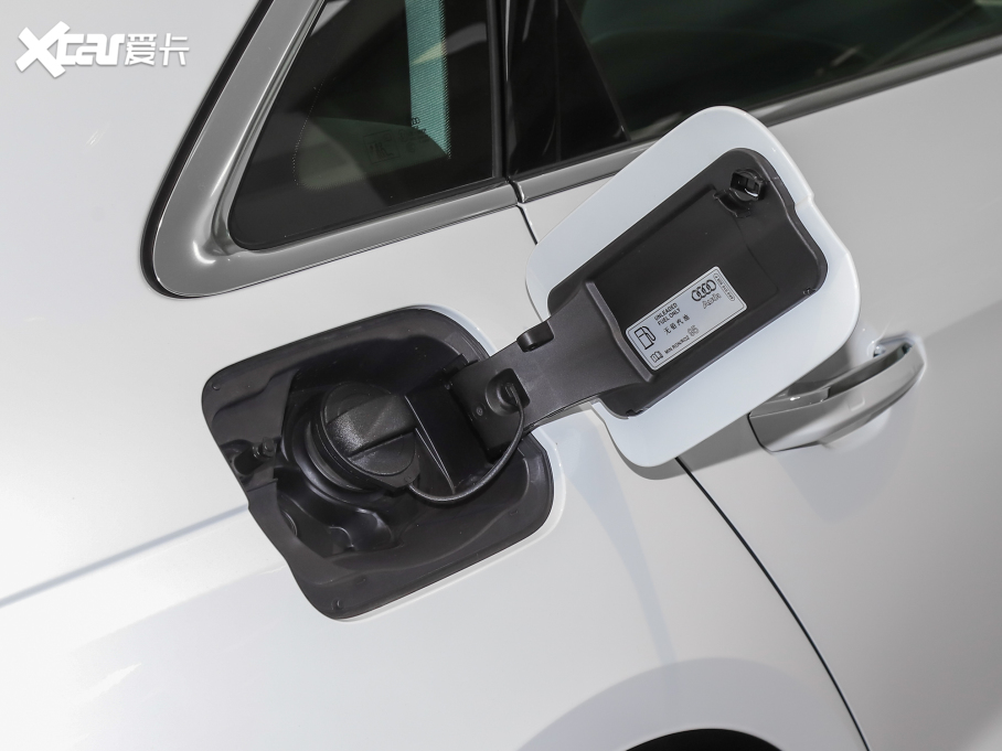 2022?yun)WA4L 40 TFSI r(sh)Є(dng)