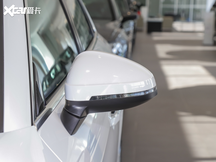 2022WA4L 40 TFSI rЄӸ