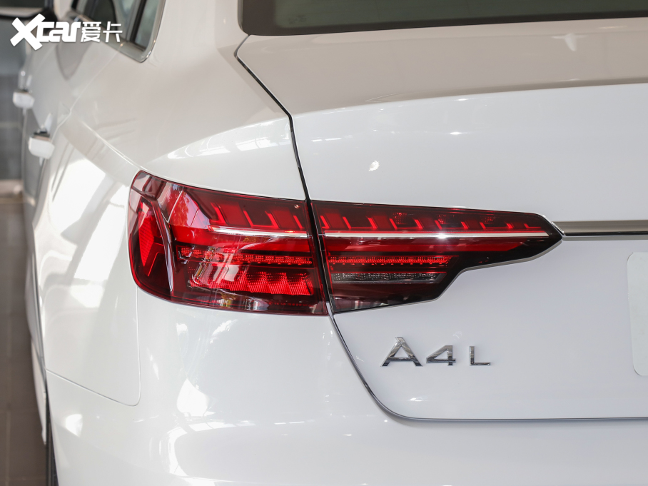 2022?yun)WA4L 40 TFSI r(sh)Є(dng)