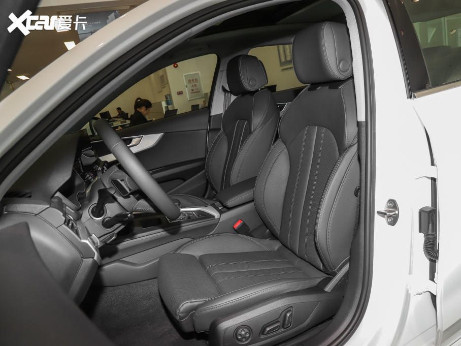 2022?yun)WA4L 40 TFSI r(sh)Є(dng)