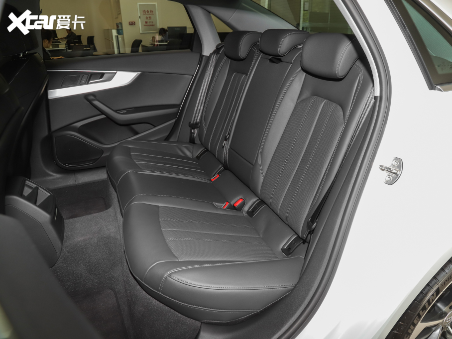 2022WA4L 40 TFSI rЄӸ