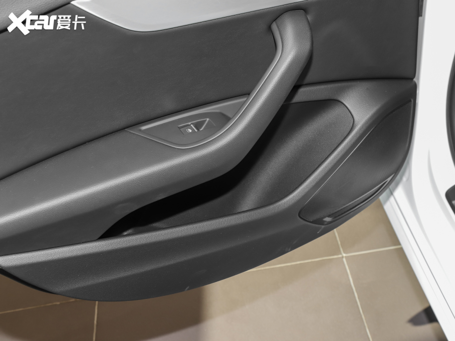 2022WA4L 40 TFSI rЄӸ