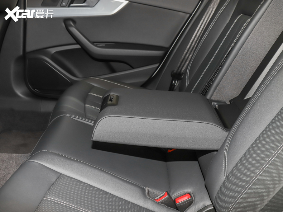 2022WA4L 40 TFSI rЄӸ