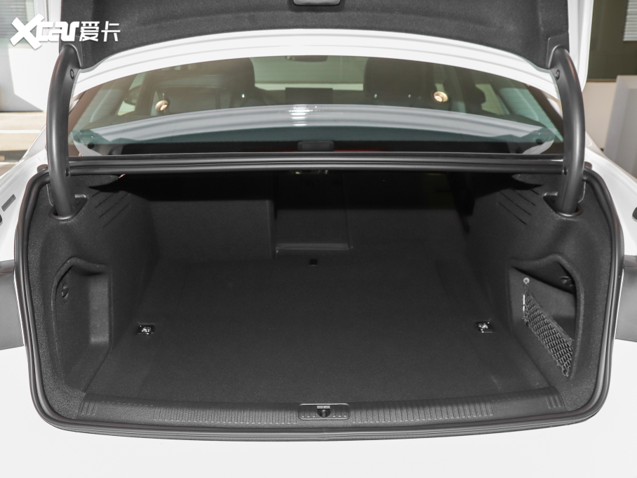 2022WA4L 40 TFSI rЄӸ