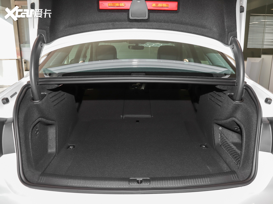 2022WA4L 40 TFSI rЄӸ