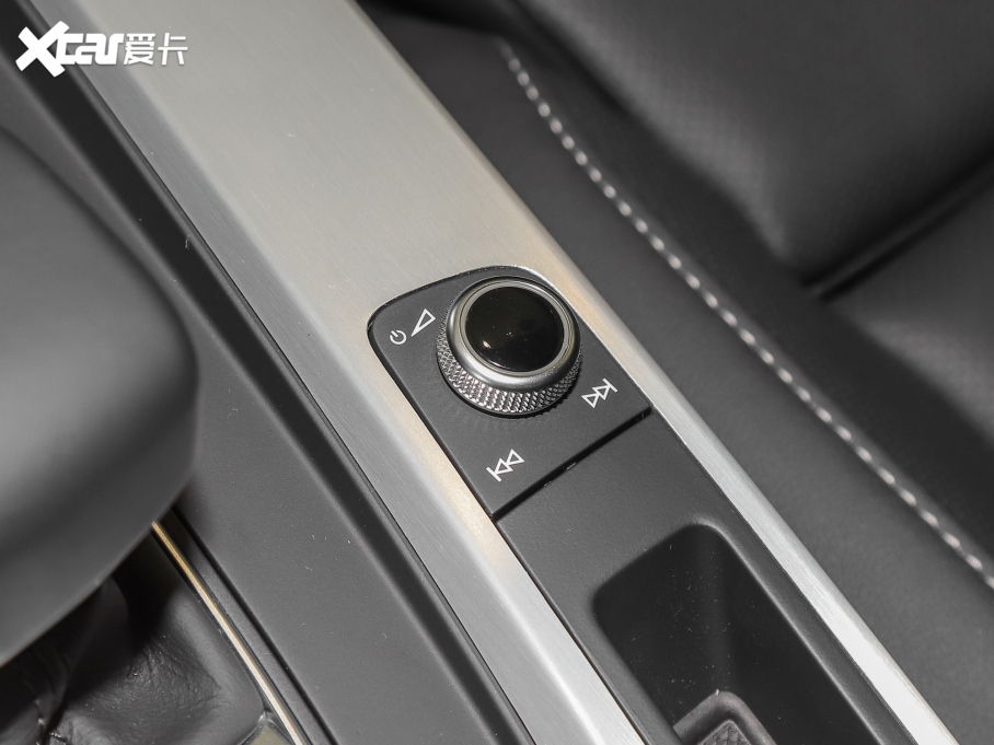 2022WA4L 40 TFSI rЄӸ