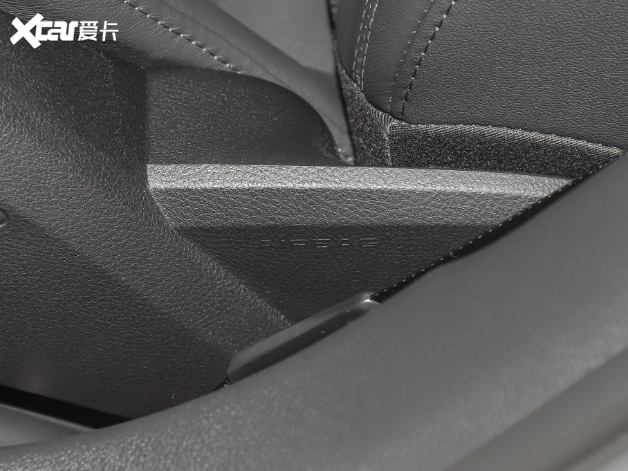 2022WA4L 40 TFSI rЄӸ