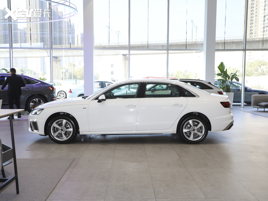 2022WA4L 35 TFSI rЄӸ