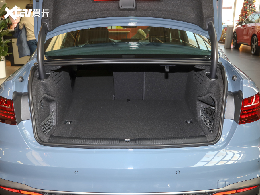 2022?yun)WA4L 40 TFSI quattro RS׼ȼ