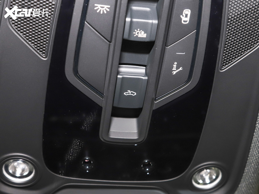 2022WA4L 40 TFSI quattro RS׼ȼ