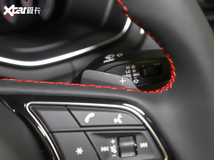 2022WA4L 40 TFSI quattro RS׼ȼ