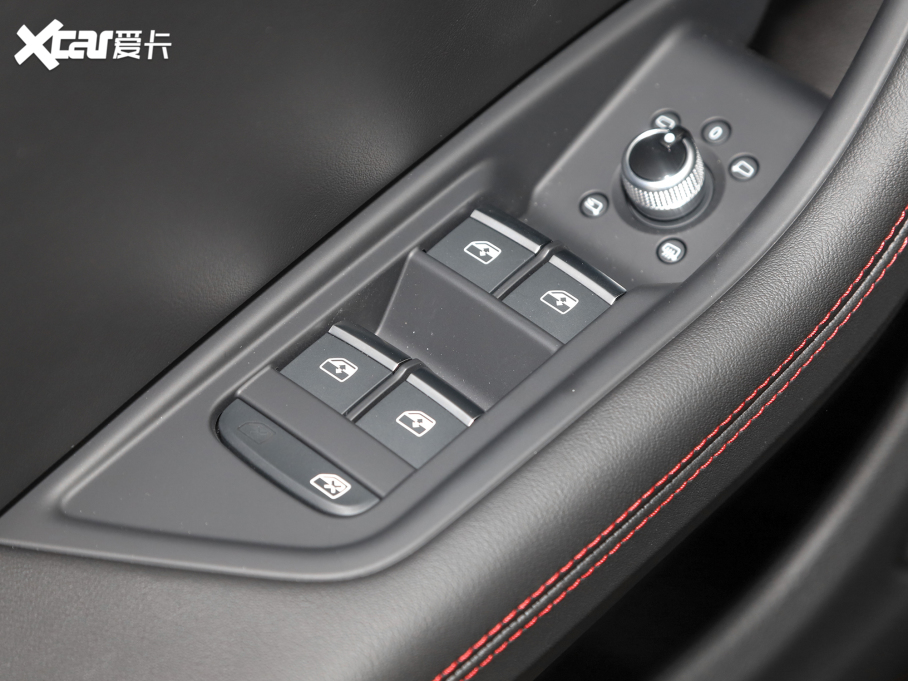 2022WA4L 40 TFSI quattro RS׼ȼ