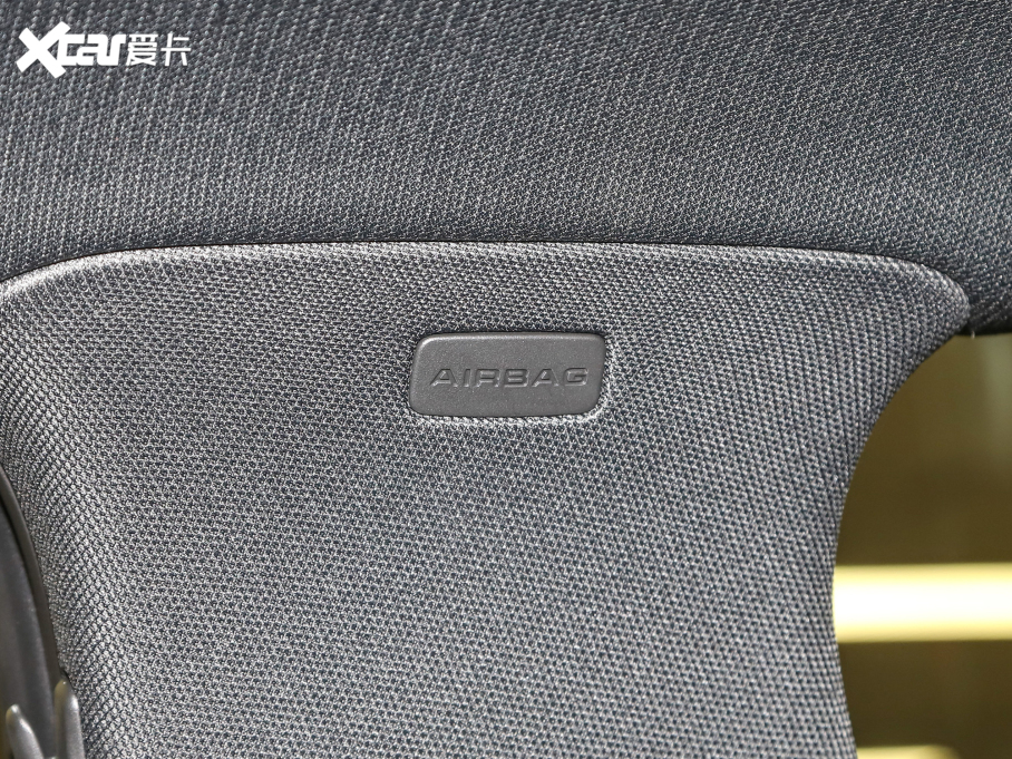 2022WA4L 40 TFSI quattro RS׼ȼ