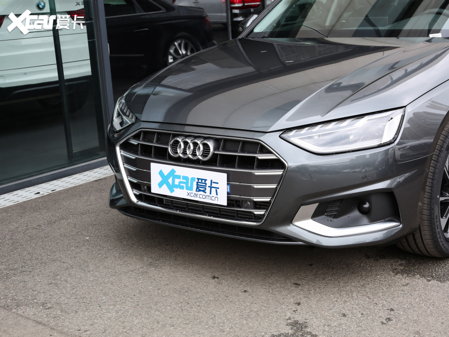 2022?yun)WA4L 40 TFSI A