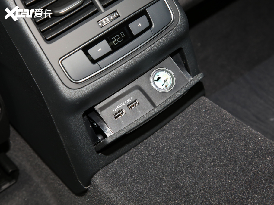 2022?yun)WA4L 40 TFSI A