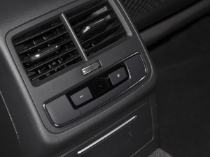 202245 TFSI quattro xӸ п؅^