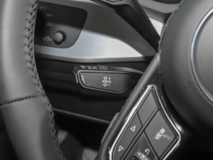 202240 TFSI AӸ п؅^