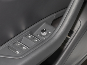 202240 TFSI AӸ п؅^