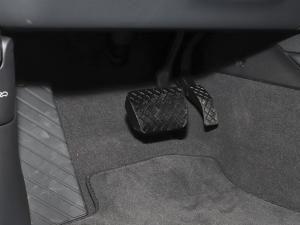 202235 TFSI r(sh)Є(dng) п؅^(q)