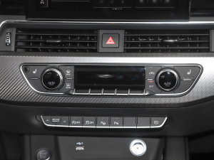 202240 TFSI quattro RS׼ȼ {{