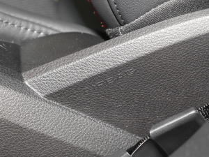 202240 TFSI quattro RS׼ȼ п؅^