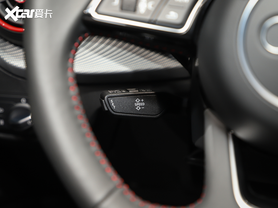 2022?yun)WQ2L 35 TFSI RS׼ȼ