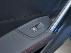 2022款35 TFSI 豪华动感型 后排车窗控制区