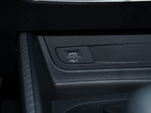 202235 TFSI r п؅^(q)