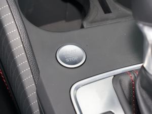 202235 TFSI RS׼ȼ п؅^(q)