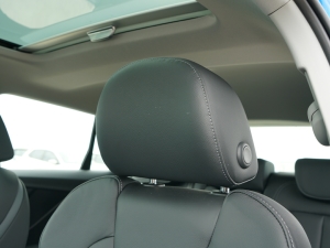 202235 TFSI r(sh)Є(dng) g