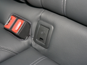 202235 TFSI r(sh)Є(dng) g