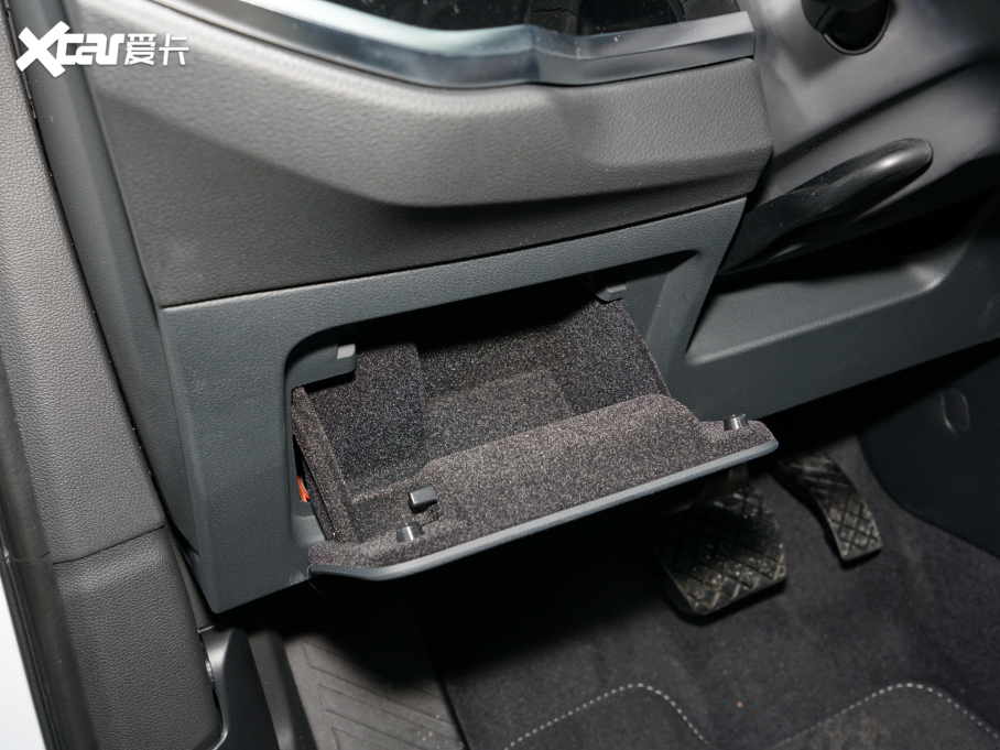 2022��W��Q3 35 TFSI �r�ЄӸ���