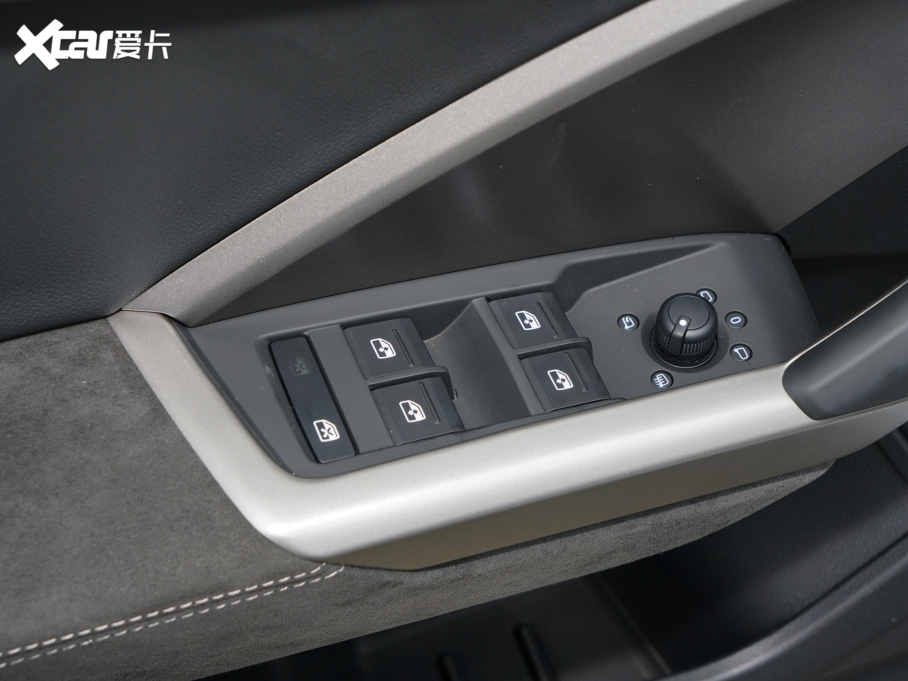 2022WQ3 35 TFSI rЄӸ