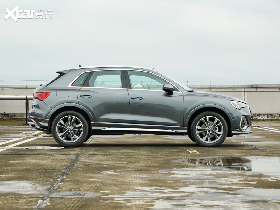 2022WQ3 40 TFSI rЄӸ