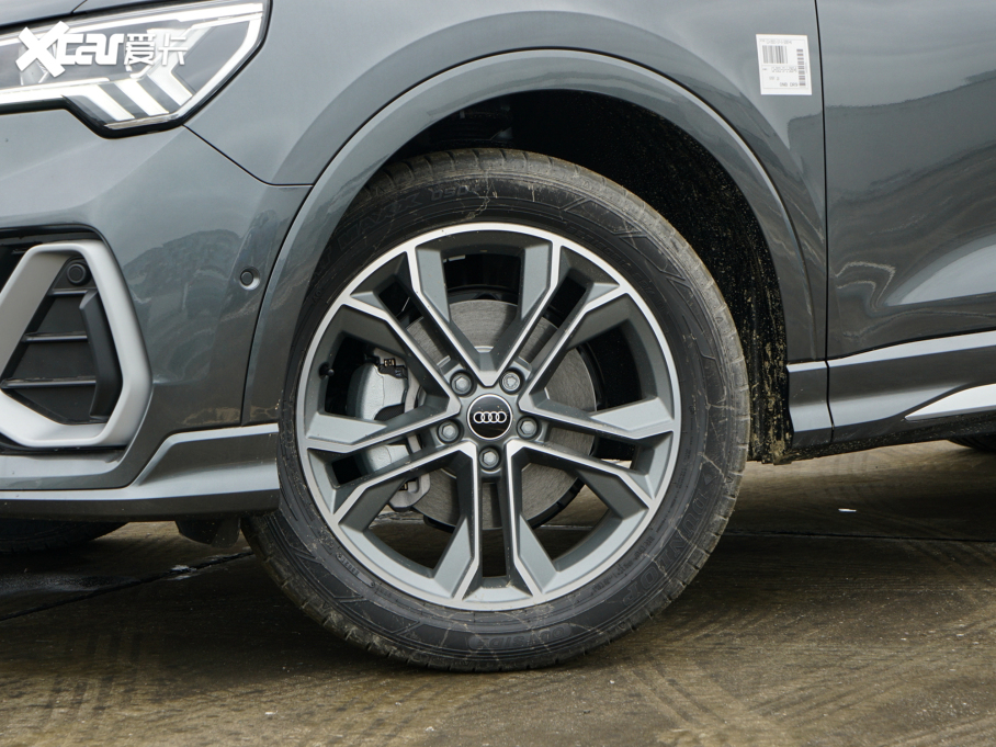 2022WQ3 40 TFSI rЄӸ