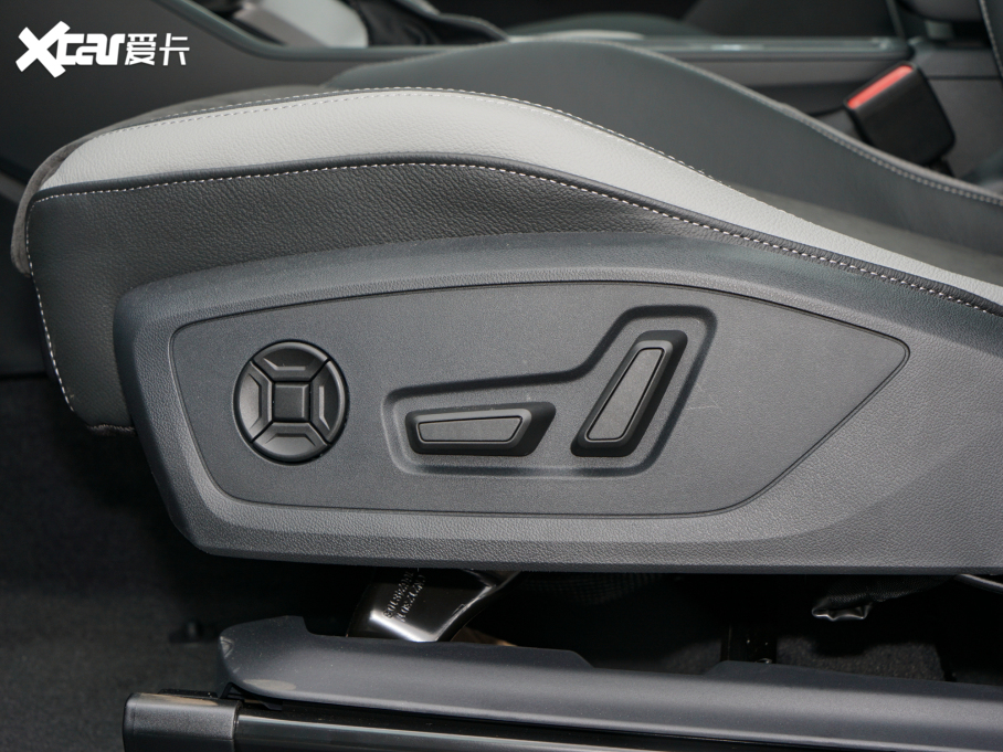 2022?yun)WQ3 40 TFSI r(sh)Є(dng)