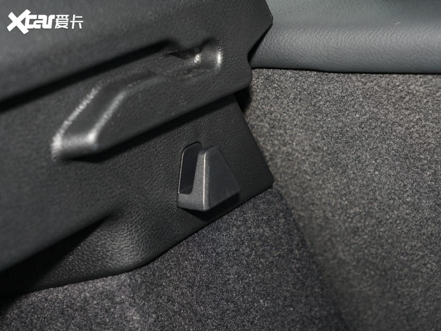 2022WQ3 40 TFSI rЄӸ