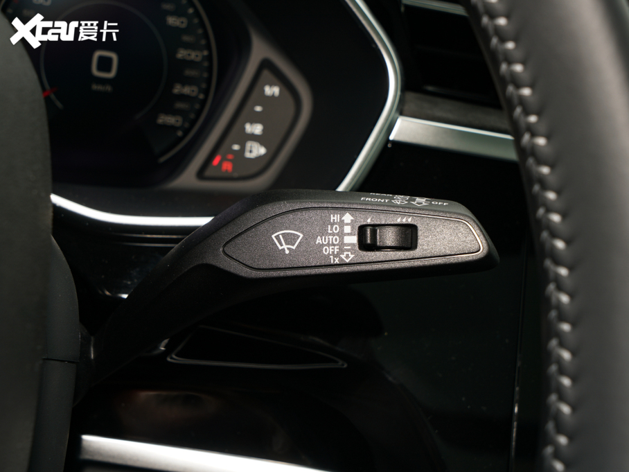 2022��W��Q3 40 TFSI �r�ЄӸ���