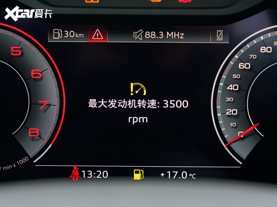 2022��W��Q3 40 TFSI �r�ЄӸ���