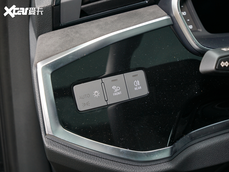 2022��W��Q3 40 TFSI �r�ЄӸ���