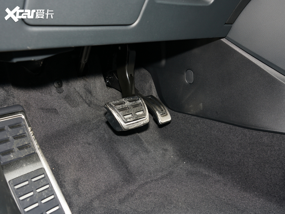 2022��W��Q3 40 TFSI �r�ЄӸ���