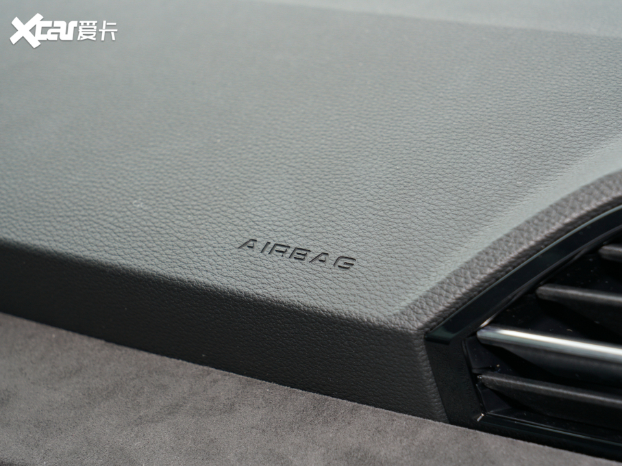 2022WQ3 40 TFSI rЄӸ