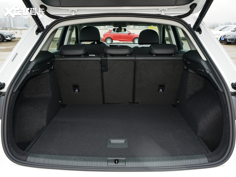 2022��W��Q3 35 TFSI �Mȡ�Ӹ���