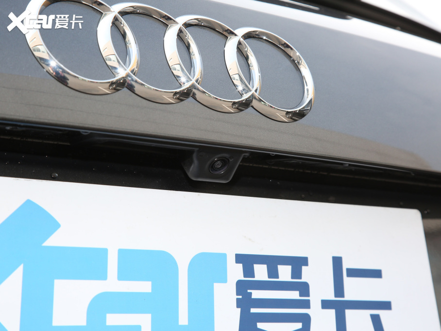 2022��W��Q3 45 TFSI ���r�ЄӸ���