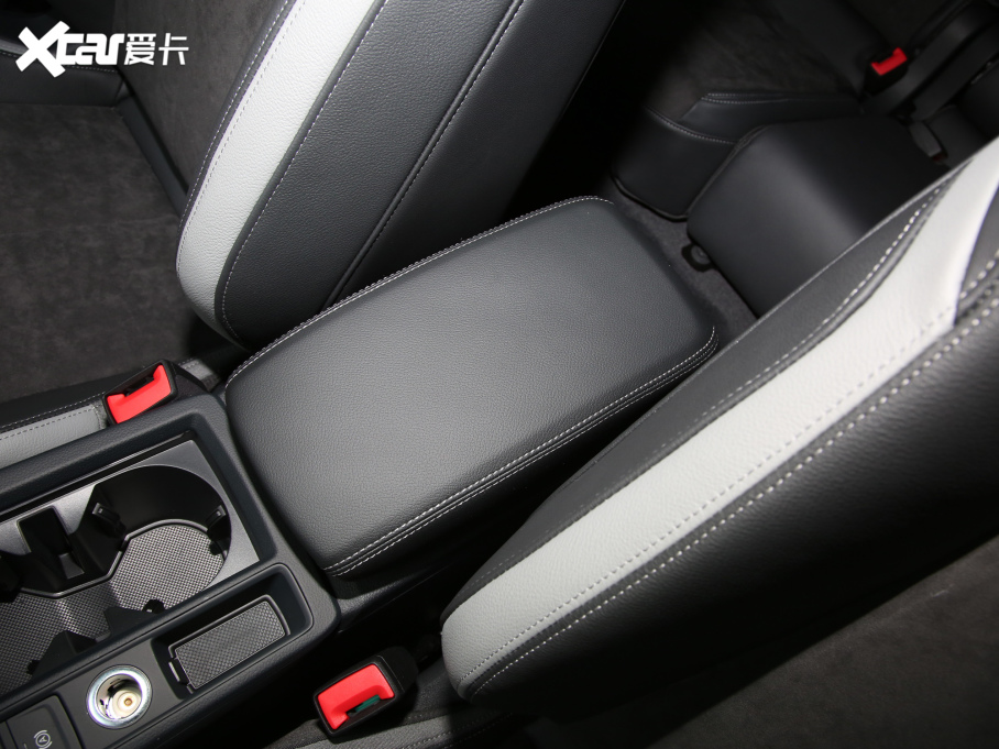 2022?yun)WQ3 45 TFSI (q)r(sh)Є(dng)