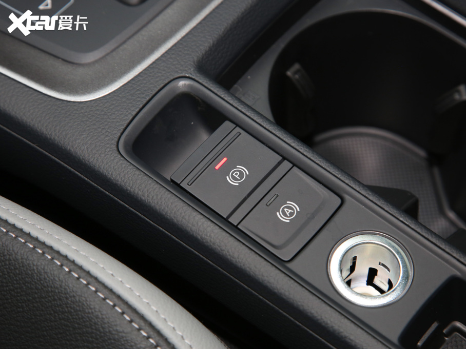 2022��W��Q3 45 TFSI ���r�ЄӸ���