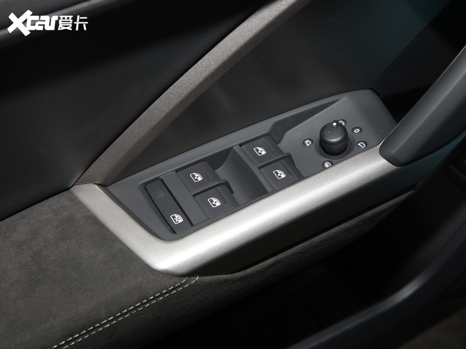 2022?yun)WQ3 45 TFSI (q)r(sh)Є(dng)